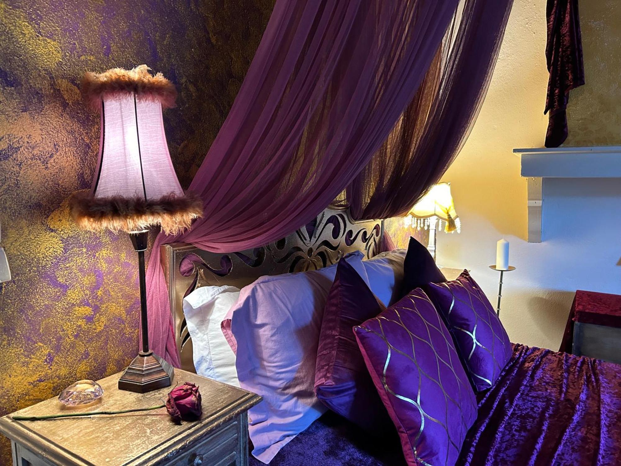 Les Contes Bed and Breakfast Fougax-et-Barrineuf Eksteriør billede
